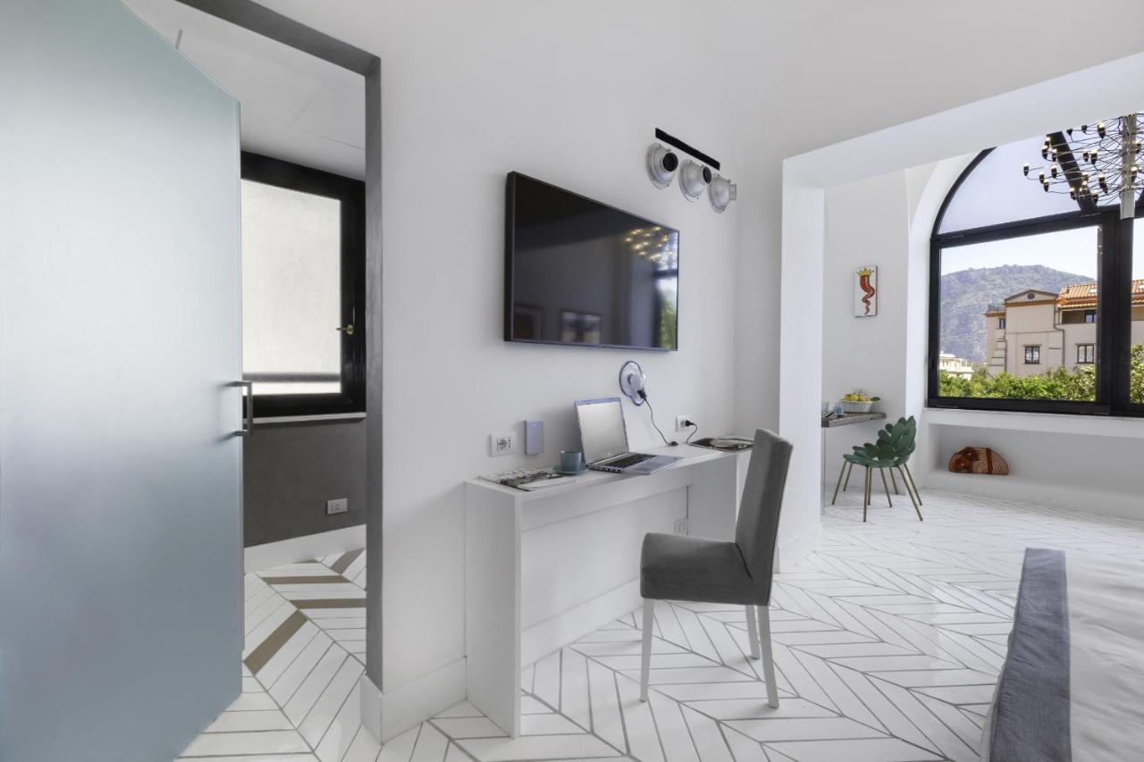 Estate4Home - Iommella Luxury Rooms Сант'Анджелло Экстерьер фото